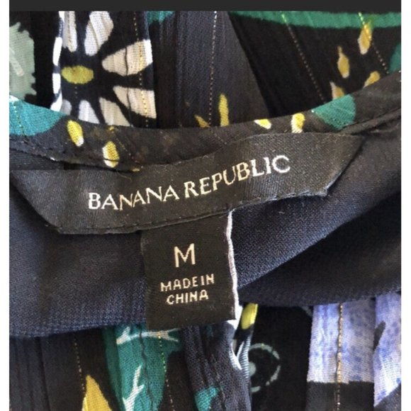 Banana Republic M Boho Blouse Floral Ruffle Pleats Medium Black Blue Green Daisy - Picture 7 of 8